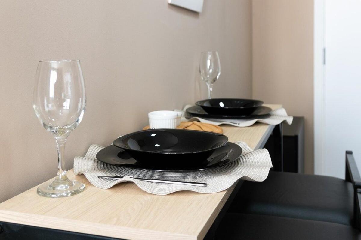 Apartamento Fino No Bras Com Piscina/metro Bras