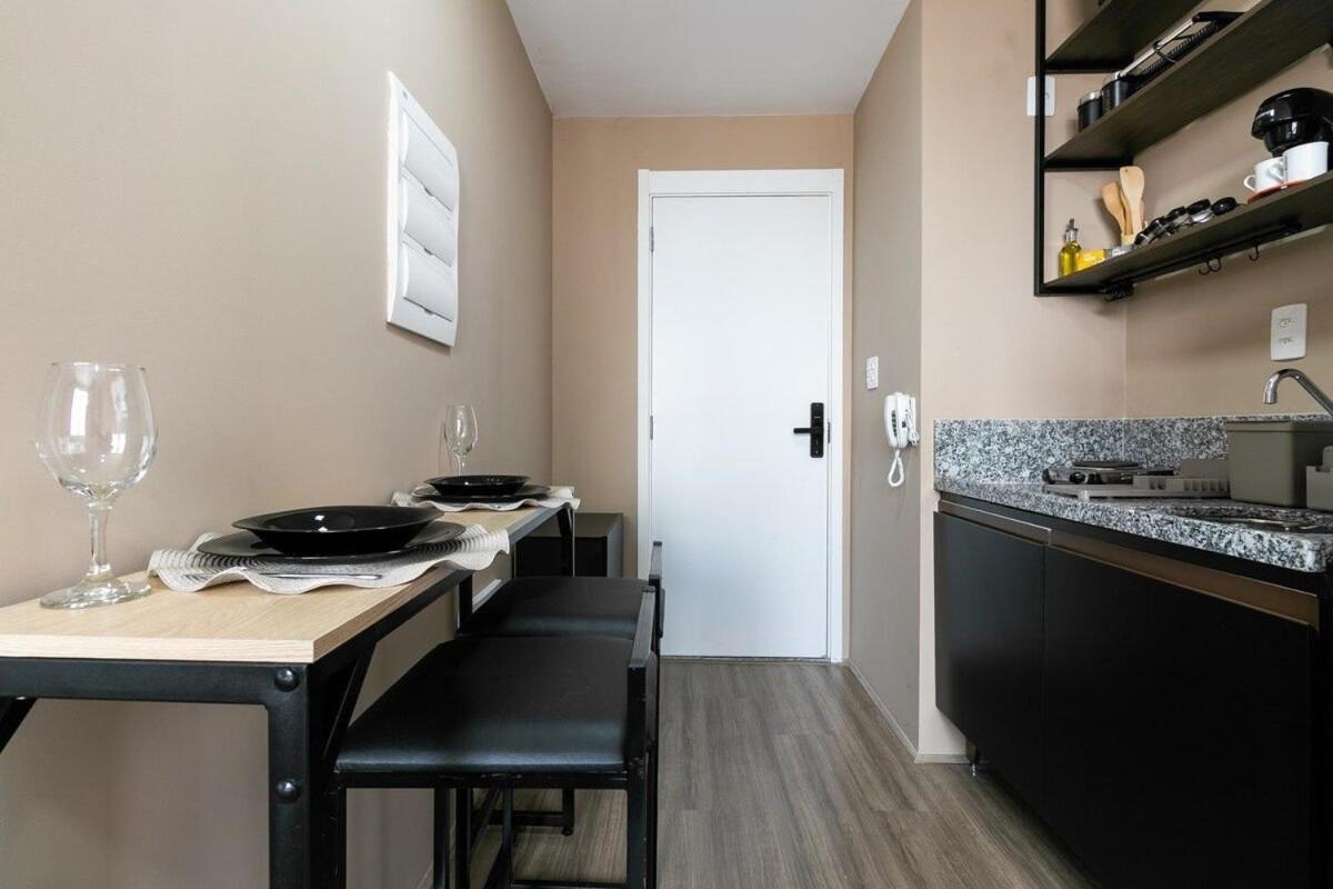 Fino No Bras Com Piscina/metro Bras Apartamento São Paulo